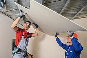 10 Étapes à suivre pour poser un plafond correctement à Greneville-en-Beauce